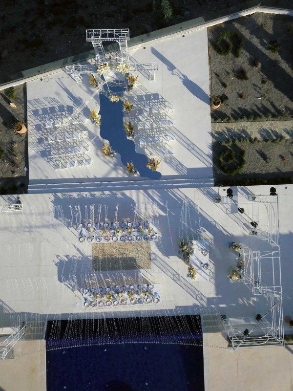 Свадьба на белоснежной вилле в Греции