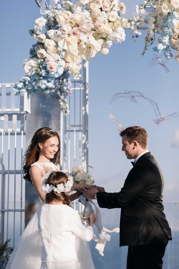 Свадьба на белоснежной вилле в Греции