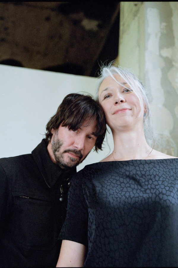 Все, что известно о помолвке Киану Ривза