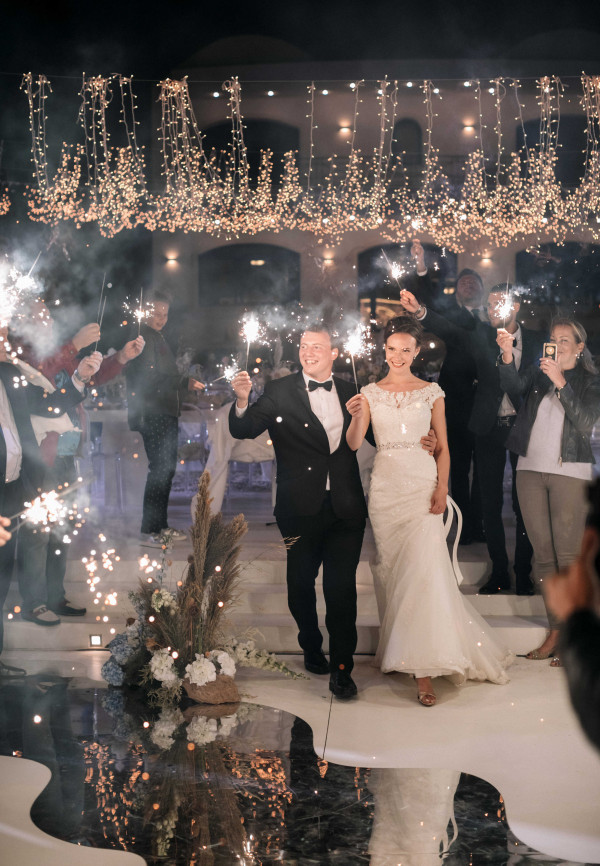 Свадьба на белоснежной вилле в Греции