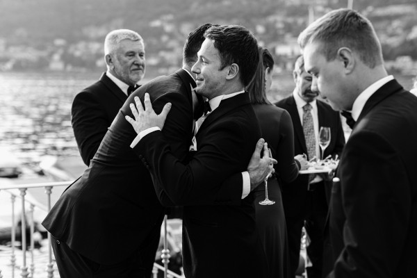 Свадебная вечеринка на озере Комо