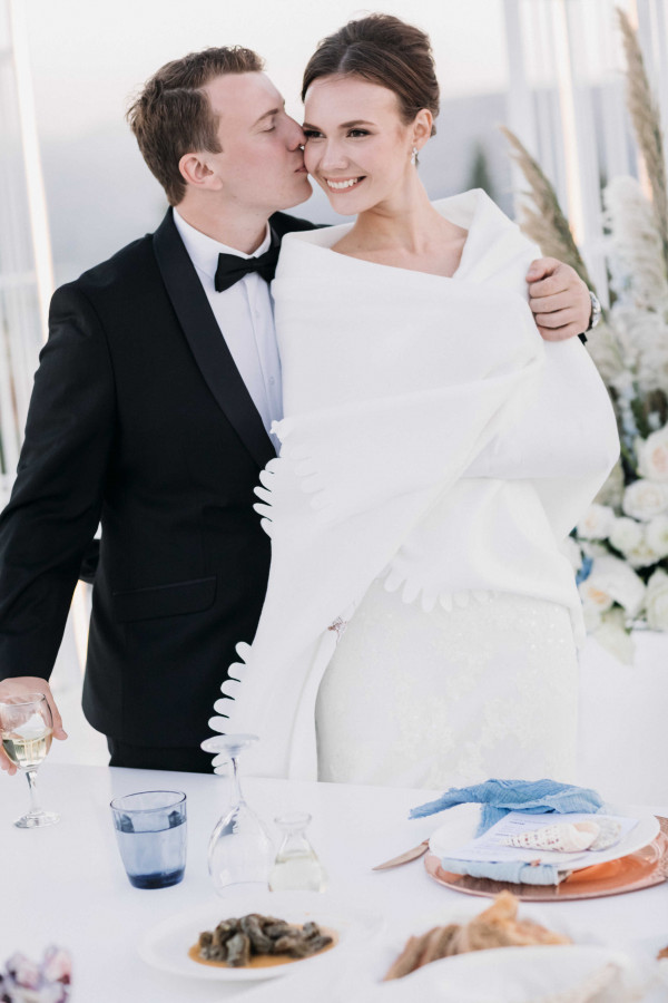 Свадьба на белоснежной вилле в Греции