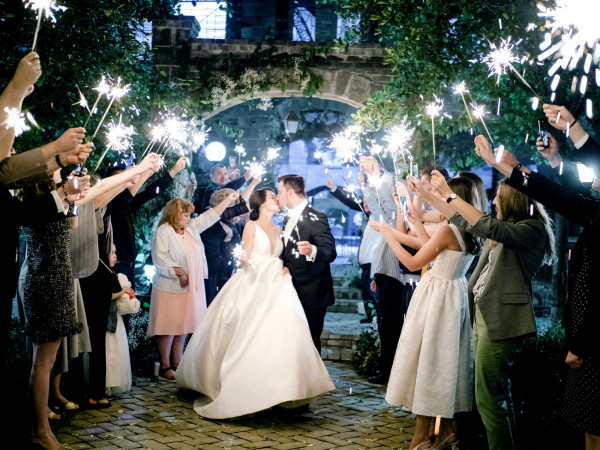 Свадьба в сказочном саду