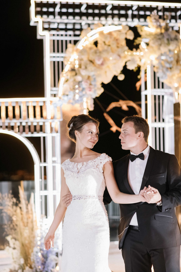 Свадьба на белоснежной вилле в Греции