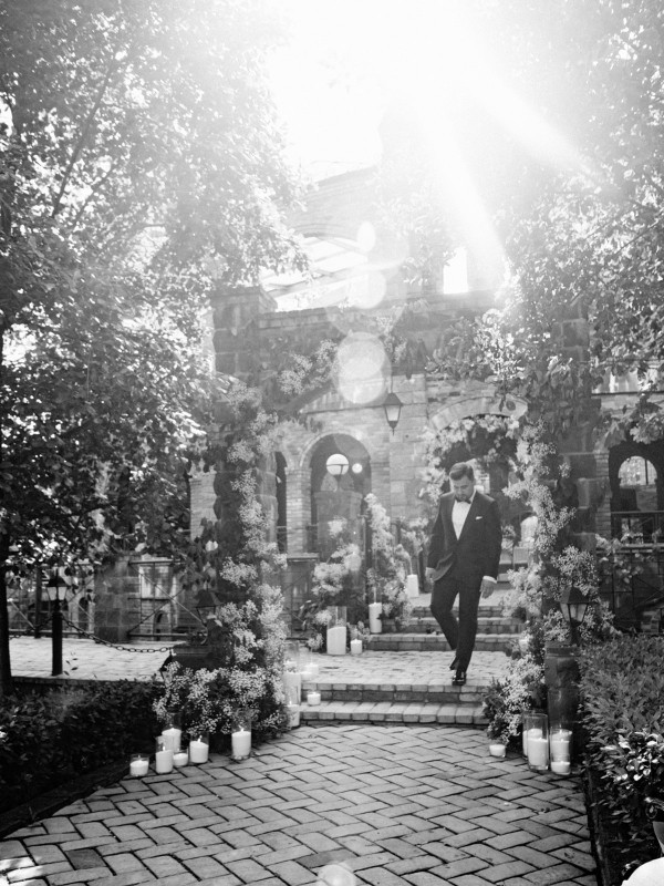 Свадьба в сказочном саду