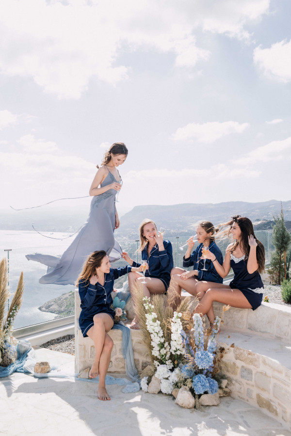 Свадьба на белоснежной вилле в Греции