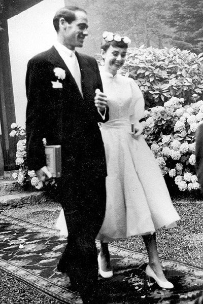 Cвадебные платья в стиле 1950-х возвращаются в