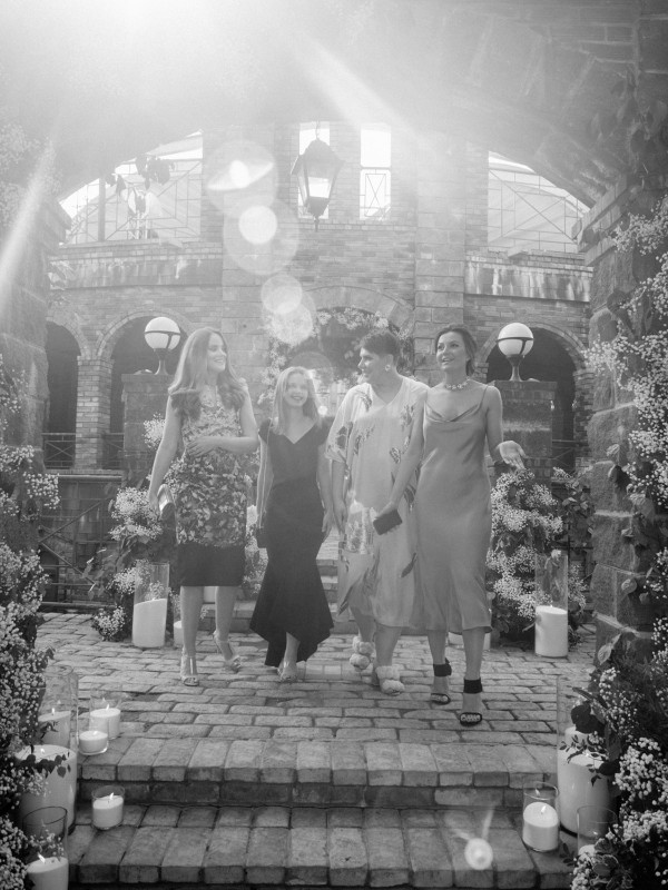 Свадьба в сказочном саду