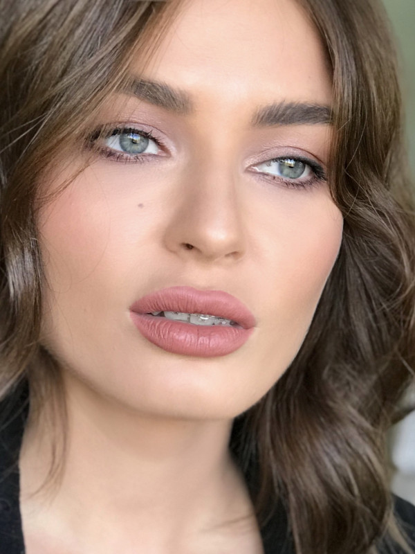 Свадебный макияж: самые стойкие нюдовые помады