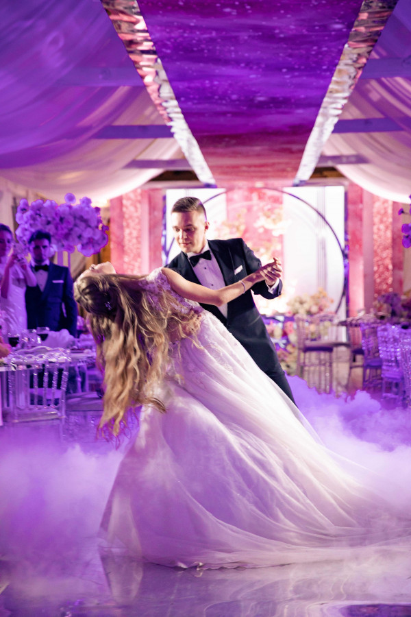 My Breath: нежная свадьба в окружении роз