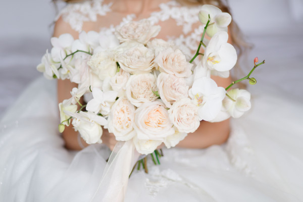 My Breath: нежная свадьба в окружении роз