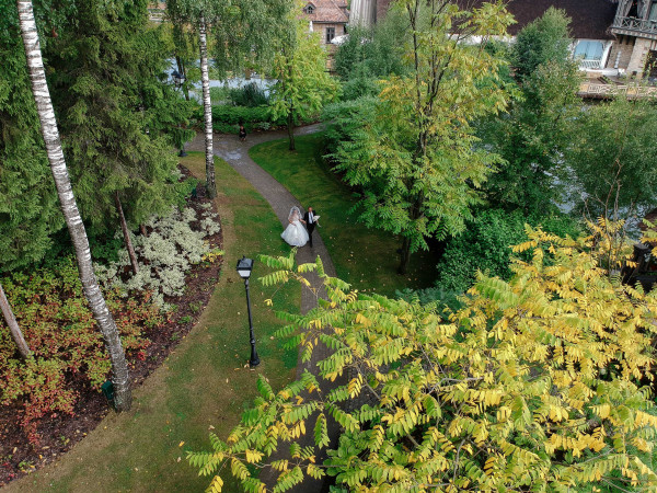 My Breath: нежная свадьба в окружении роз