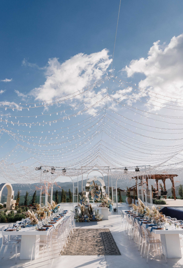 Свадьба на белоснежной вилле в Греции