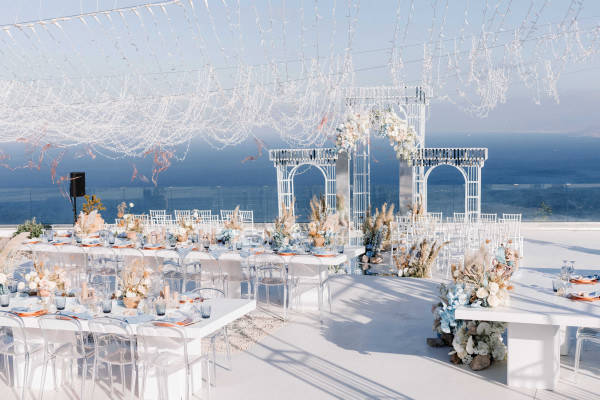 Свадьба на белоснежной вилле в Греции