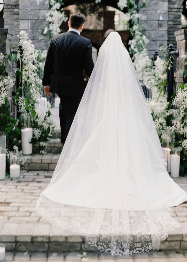 Свадьба в сказочном саду