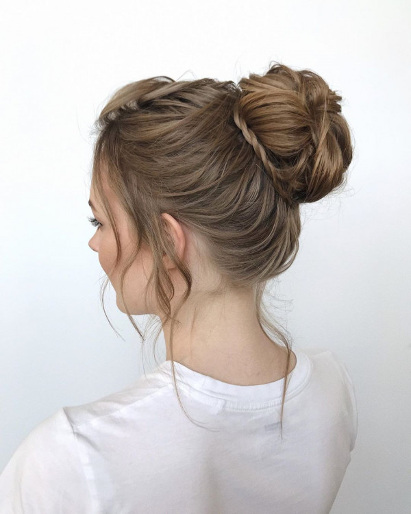 Свадебные укладки с косами для романтичных натур