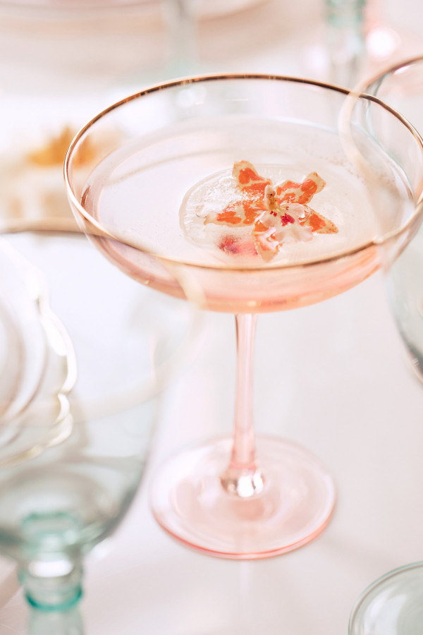 Разумное потребление на свадьбе. Как аренда декора