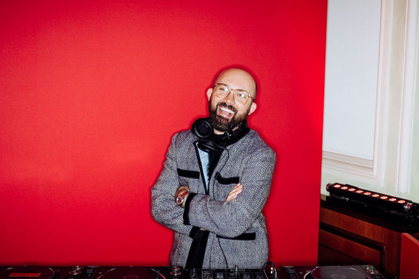 Диджеи Виталий Козак