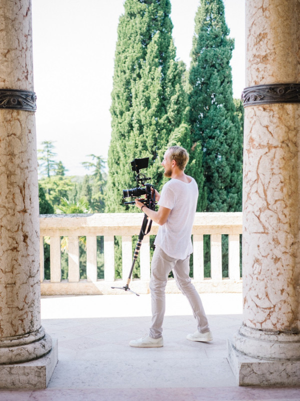 В чем магия работы свадебного видеографа? История