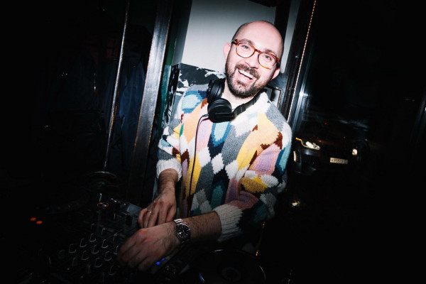 Диджеи Виталий Козак