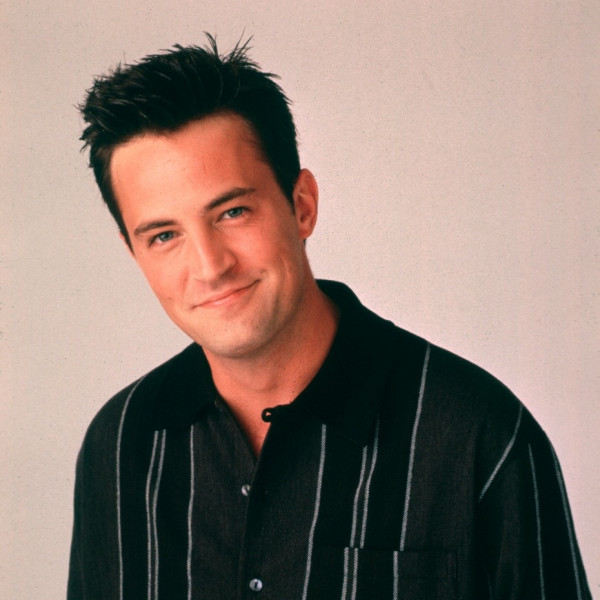 Мэттью Перри женится