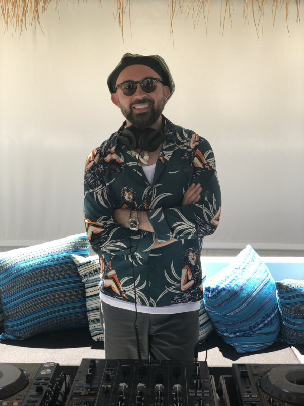 Диджеи Виталий Козак