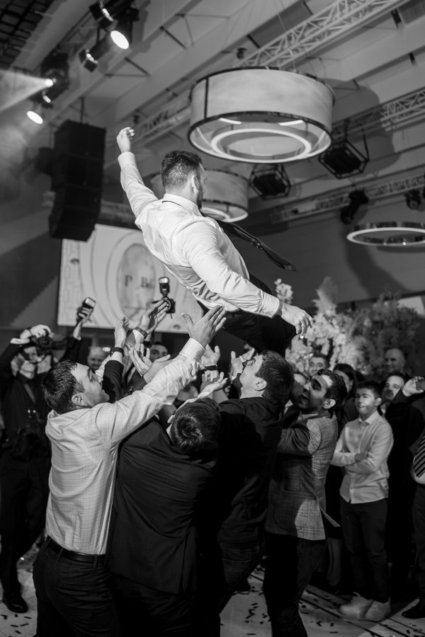 Современная свадьба с национальным колоритом