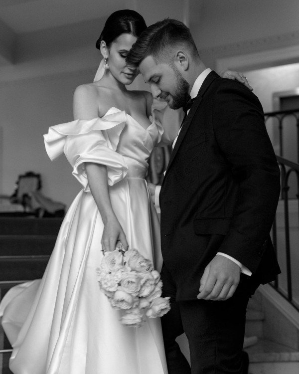 В загсах ограничили количество гостей