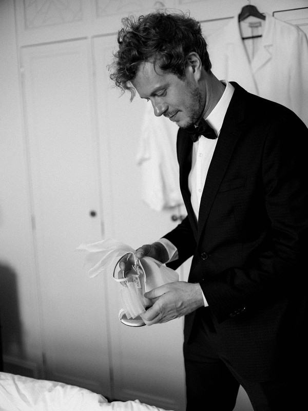 Автомобиль в стиле ретро и съемка для