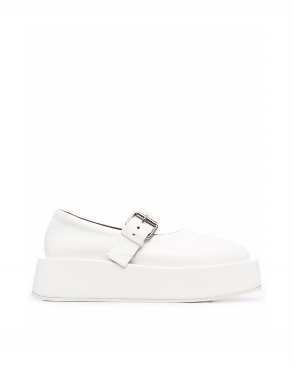 15 пар неординарной обуви без каблука