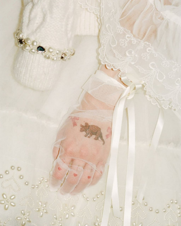 Свадебные перчатки  — это больше не