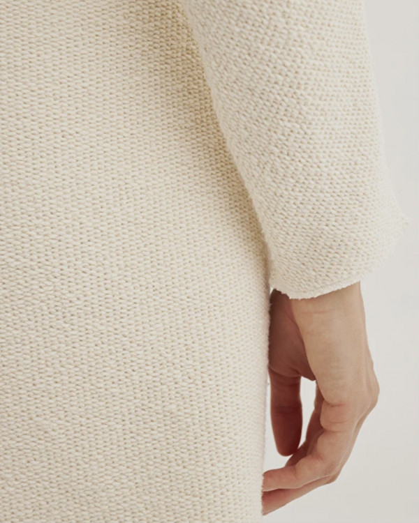 «Зимние» образы для невест существуют