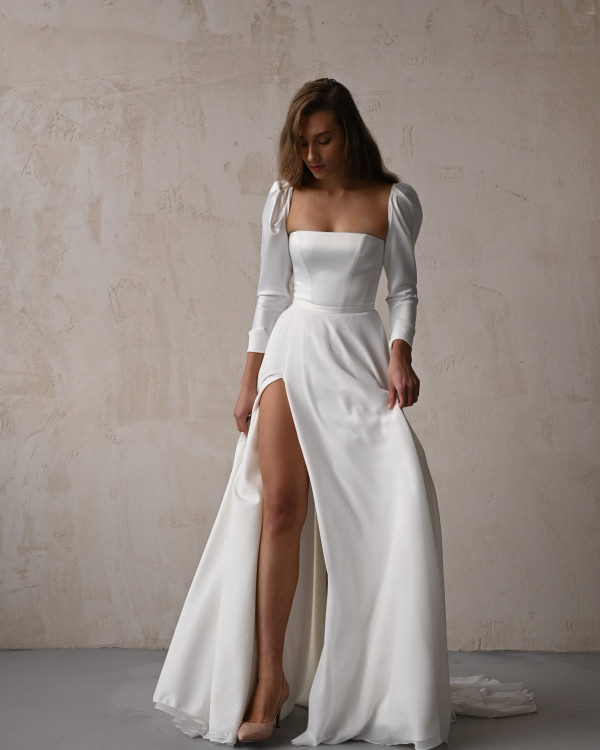 Ничего лишнего: 43 минималистичных свадебных платья