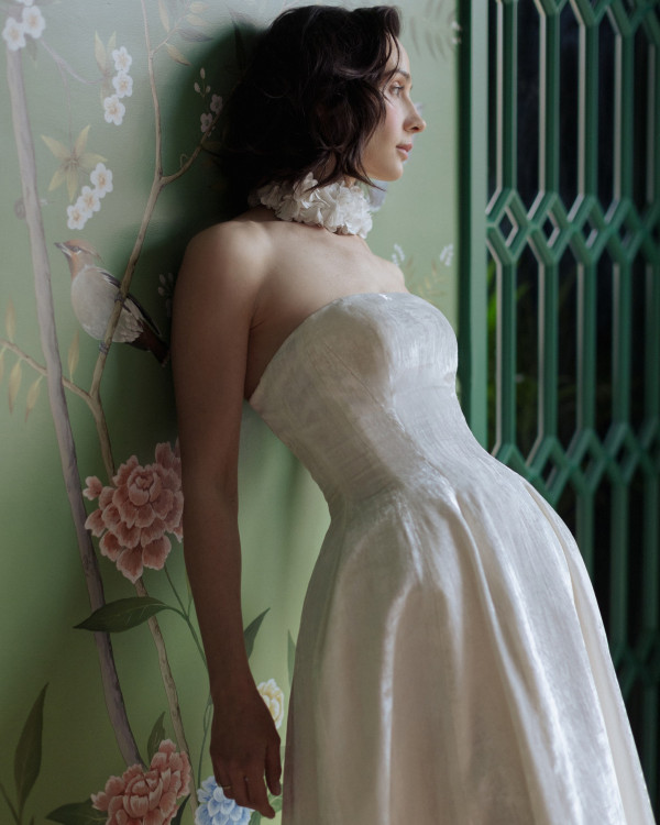 Ничего лишнего: 43 минималистичных свадебных платья