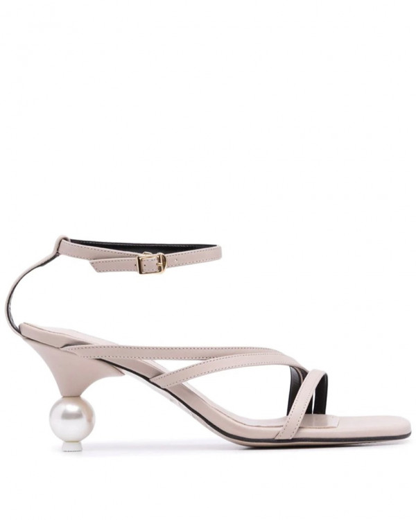 Платформа и шнуровка: 7 пар обуви для