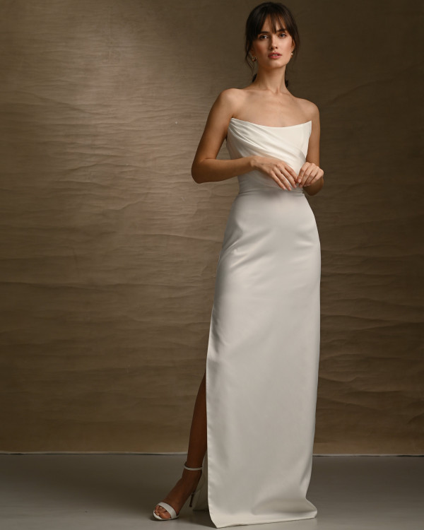 Ничего лишнего: 43 минималистичных свадебных платья