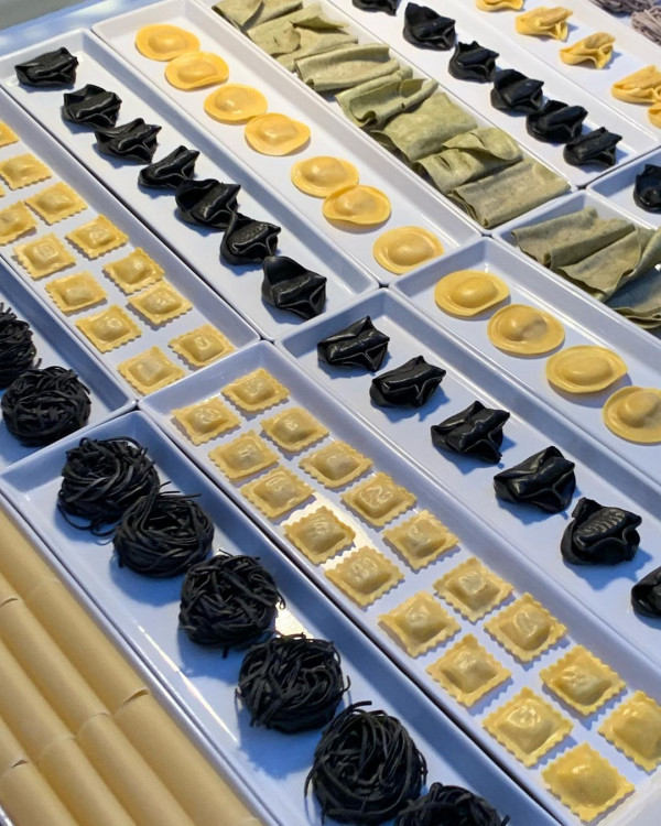 All About Intimate Weddings