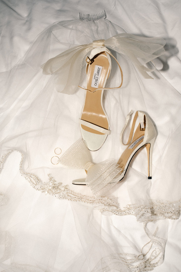 Автомобиль в стиле ретро и съемка для