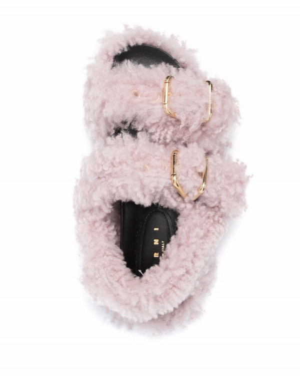 15 пар неординарной обуви без каблука