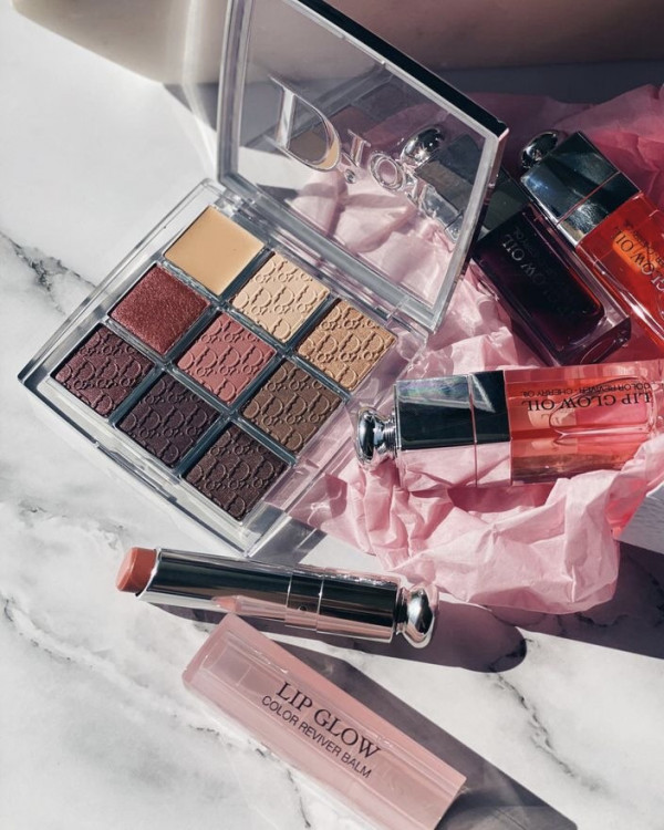 Мнение профессионалов: стрелки в свадебном макияже глаз