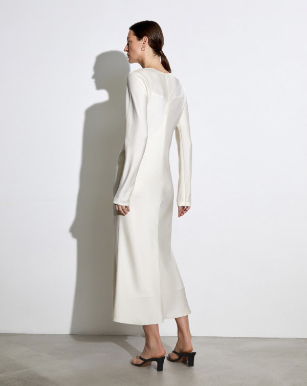 Ничего лишнего: 43 минималистичных свадебных платья