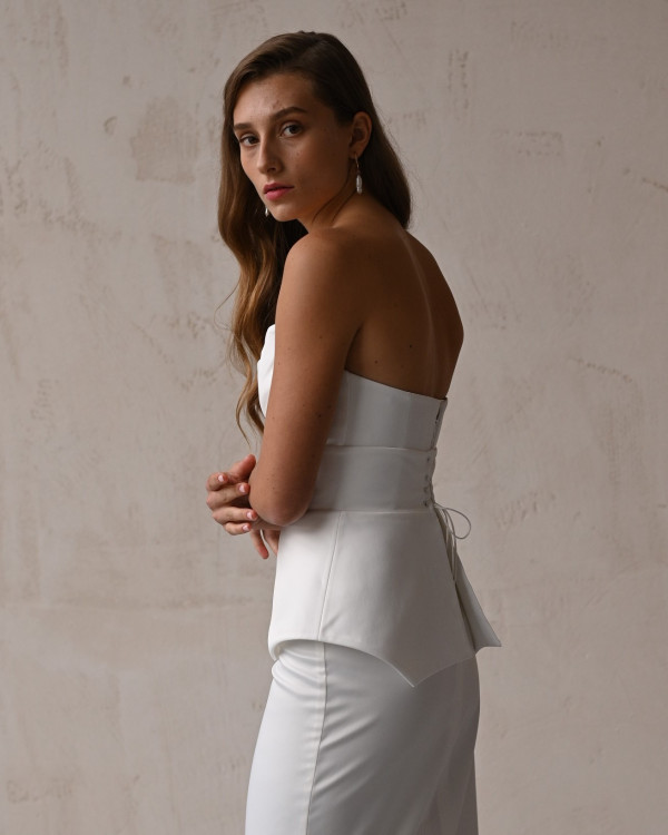 Ничего лишнего: 43 минималистичных свадебных платья