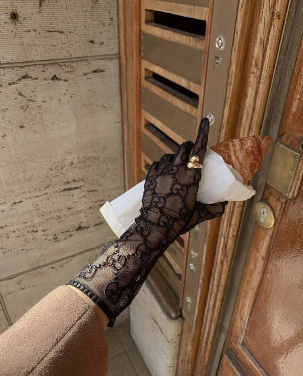 Свадебные перчатки  — это больше не