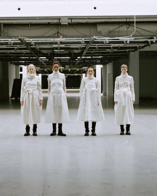 «Зимние» образы для невест существуют