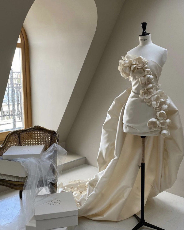 4 способа скорректировать фигуру с помощью платья