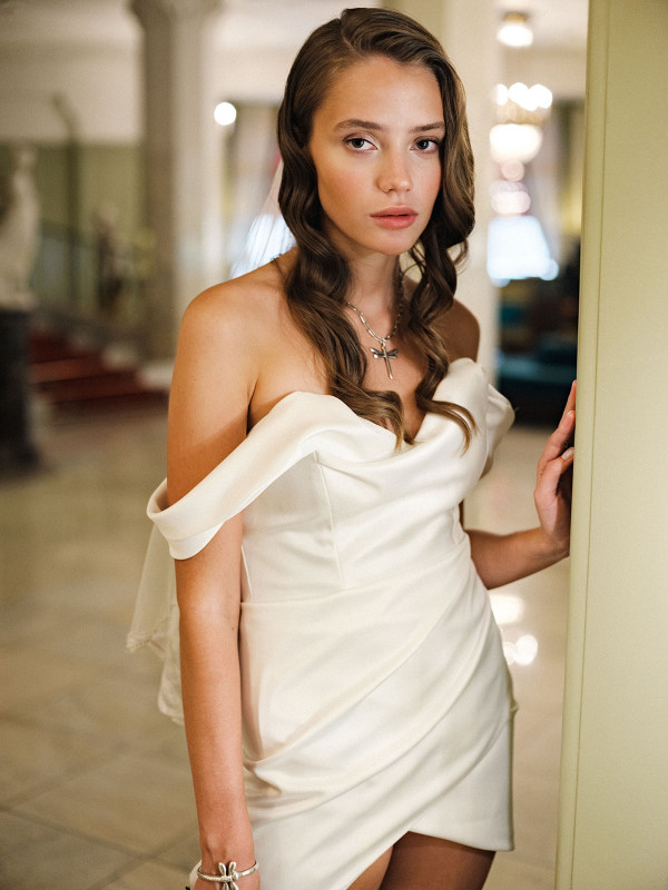 Автомобиль в стиле ретро и съемка для