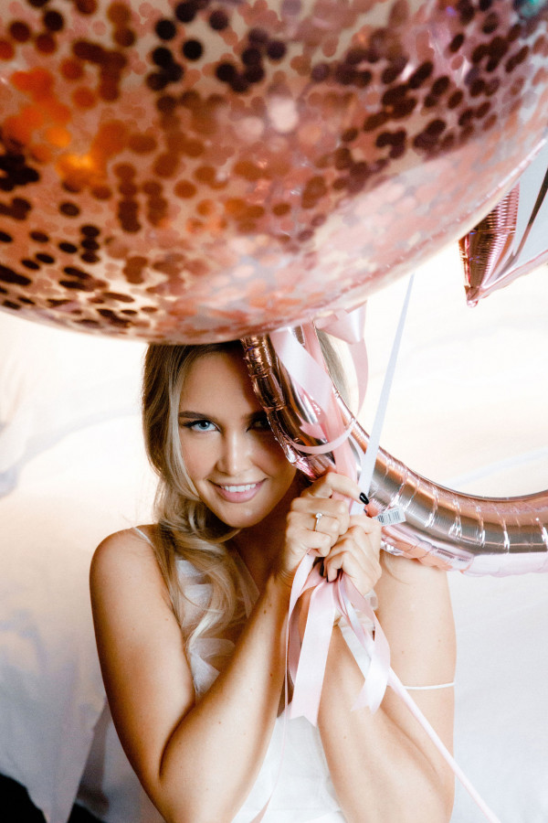 Девичник в розовом цвете в отеле Ararat