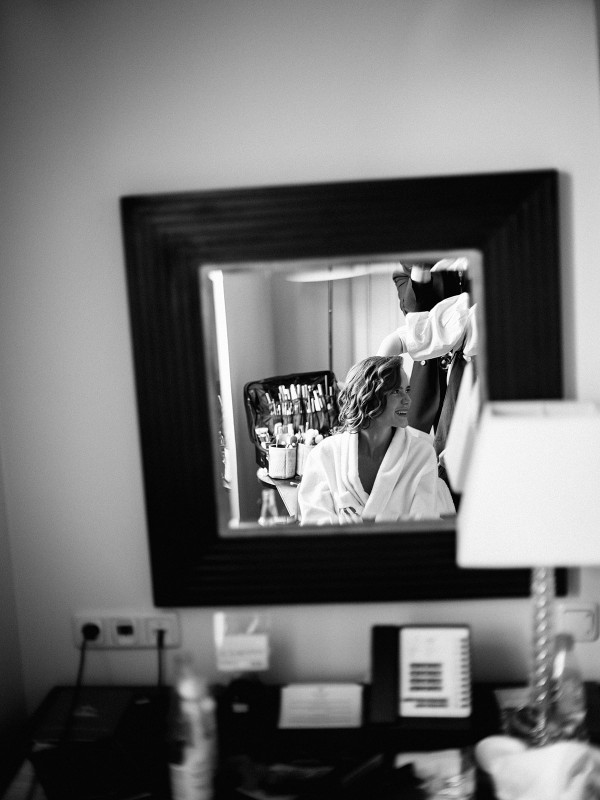 Автомобиль в стиле ретро и съемка для