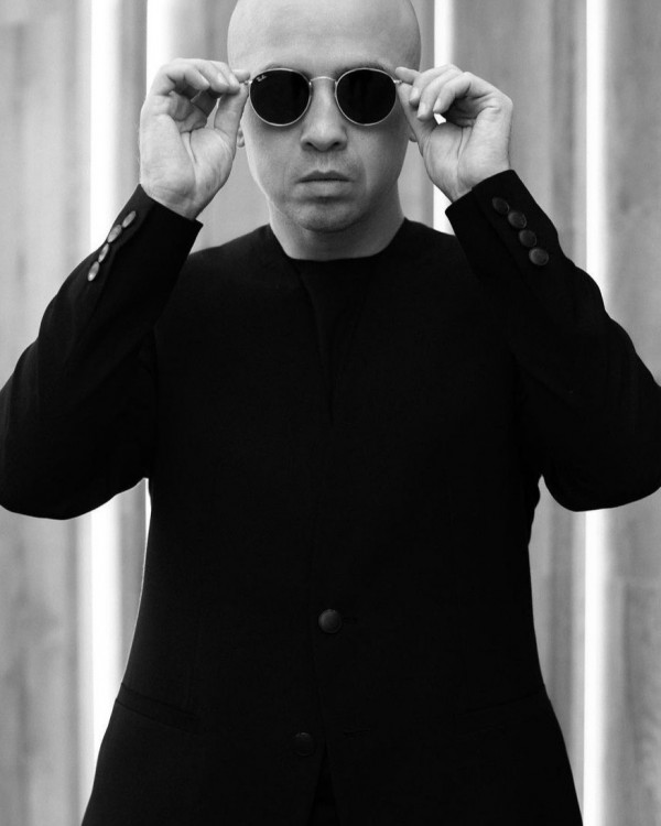 Интервью о работе и свадьбах с видеографом