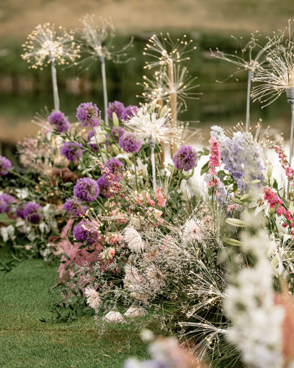 Фанина Открытка: вечерняя церемония, волшебные огни и